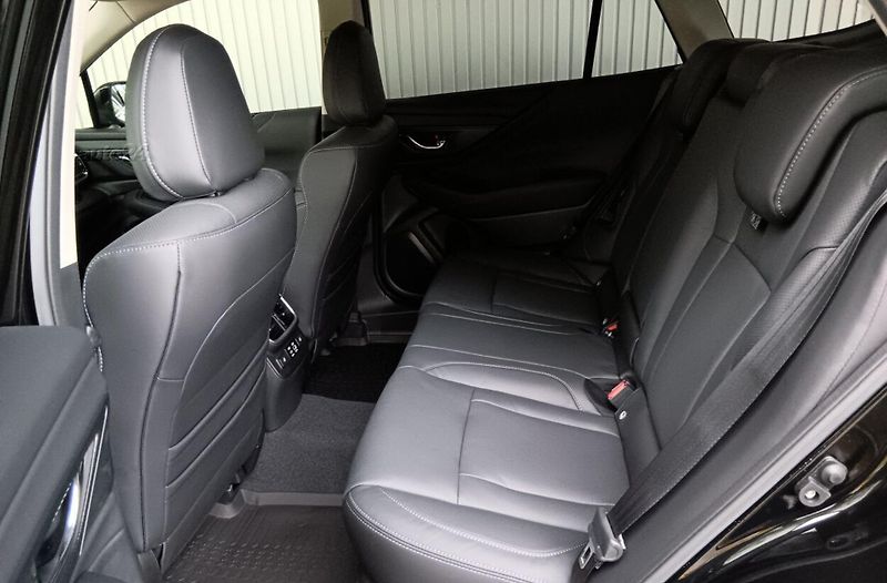 Subaru Outback (2026) 2.5i 4WD Comfort Nové - fotka 7 z 10
