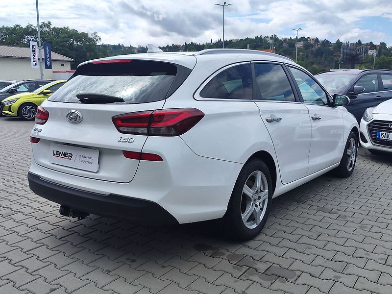 Hyundai i30 1.4 T-GDI/103kW Style Premium - fotka 5 z 38