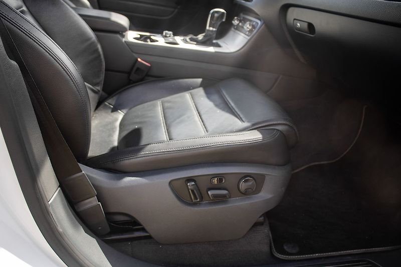 Volkswagen Touareg - fotka 28 z 40