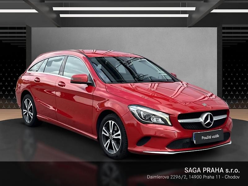 Mercedes-Benz CLA Shooting Brake 180 d Shooting - fotka 8 z 18