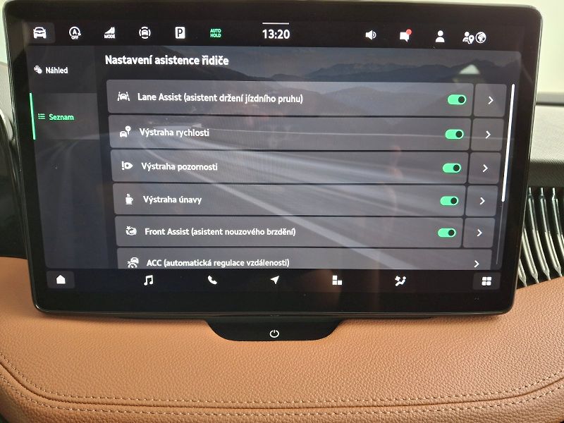 Škoda Superb (2025) L&K DSG 2,0TSi 150kW - fotka 21 z 35