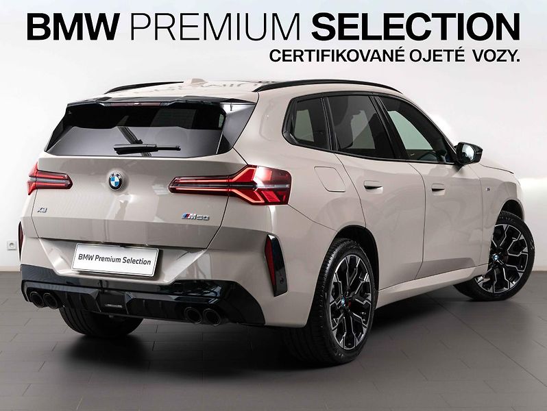 BMW X3 M50 xDrive - fotka 5 z 24