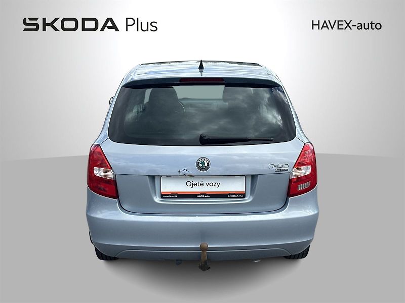 Škoda Fabia (2010) Combi 1.2 TSI Ambiente + - fotka 23 z 26