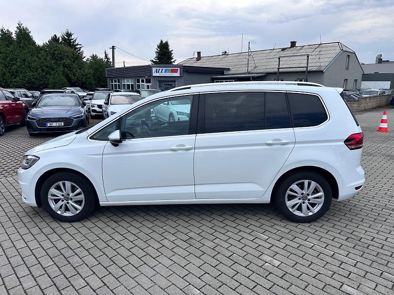 Volkswagen Touran 2.0 TDI 110 kW Highline - fotka 6 z 17