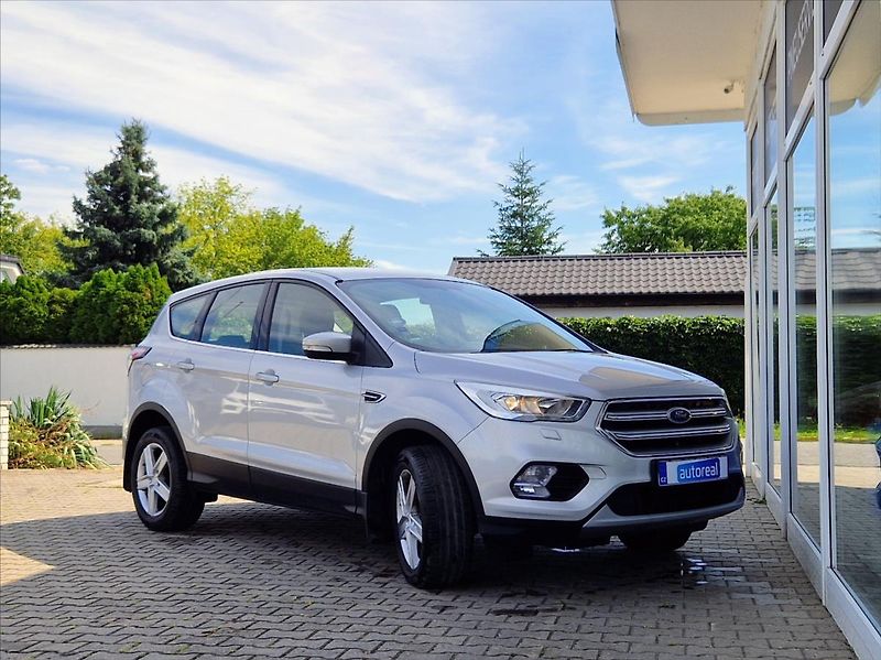 Ford Kuga 1,5 i EB 88kW AC VÝHŘEV NOVSTK - fotka 7 z 36