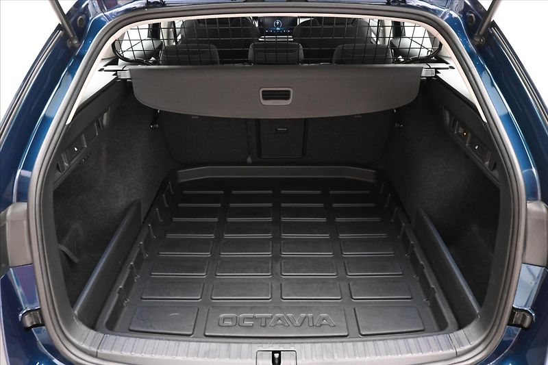 Škoda Octavia 2,0 TDI 110kW DSG Style Záruka - fotka 10 z 32