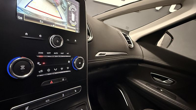 Renault Grand Scénic (2021) TCE 140,REZERVOVÁNO - fotka 50 z 56