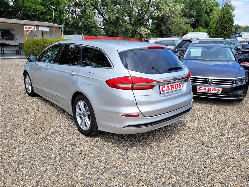 Ford Mondeo 2,0 DA,Limited,xenon,navi,výhř - fotka 5 z 50