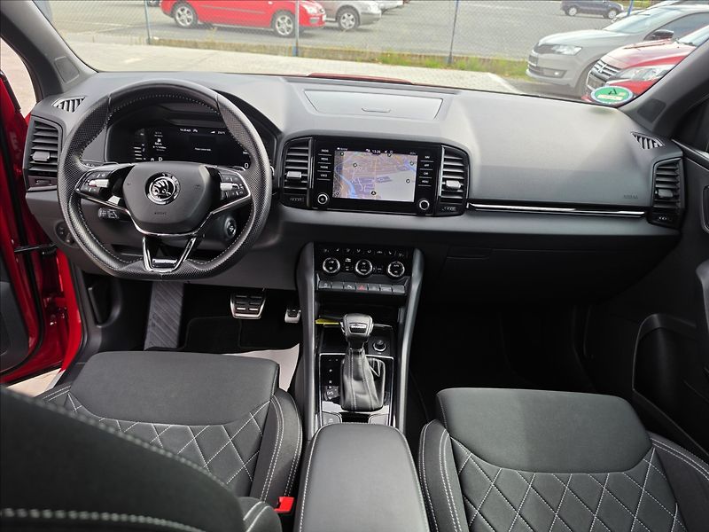 Škoda Karoq 1,5 TSi 110KW DSG Sportline TZ - fotka 25 z 46