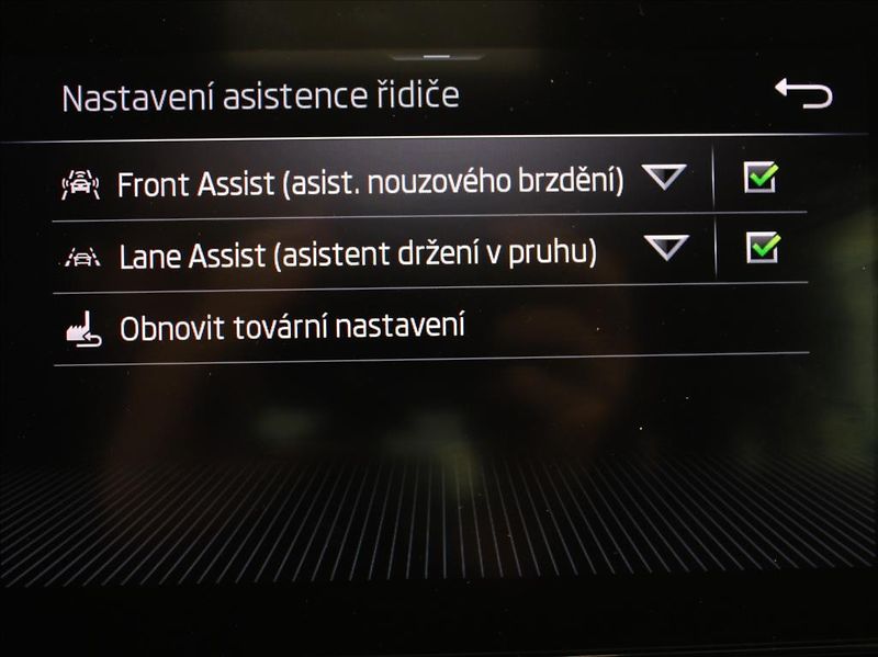 Škoda Scala 1,5 TSi 110kW DSG Style 1.maj. - fotka 12 z 23