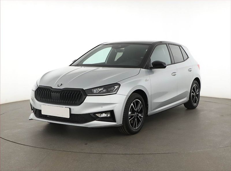 Škoda Fabia (2025) 1.0 TSI, MONTE CARLO, KEYLESS - fotka 2 z 18