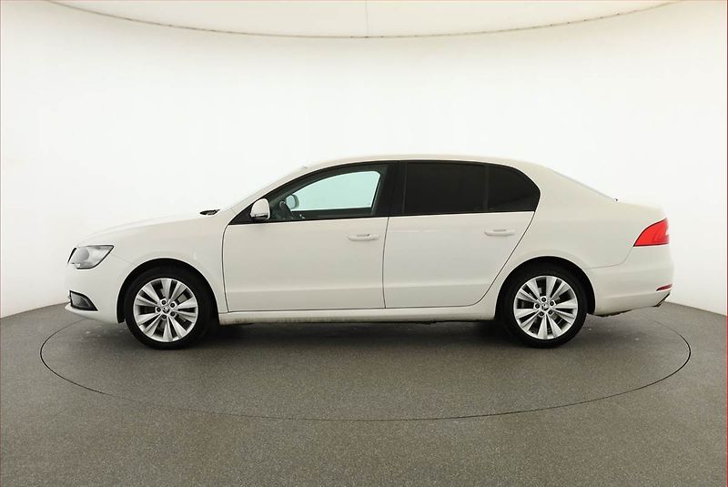 Škoda Superb (2015) 2.0 TDI, Serv.kniha, Tempomat - fotka 3 z 17