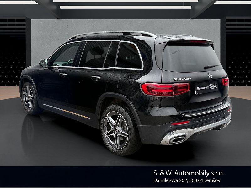 Mercedes-Benz GLB 200d 4MATIC - fotka 7 z 34