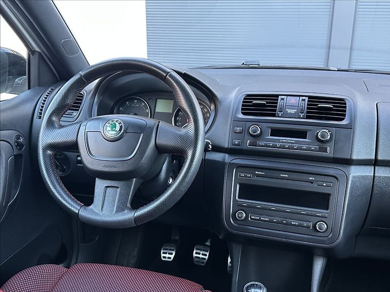 Škoda Fabia 1,2 TSI 105PS  Monte Carlo - fotka 23 z 47