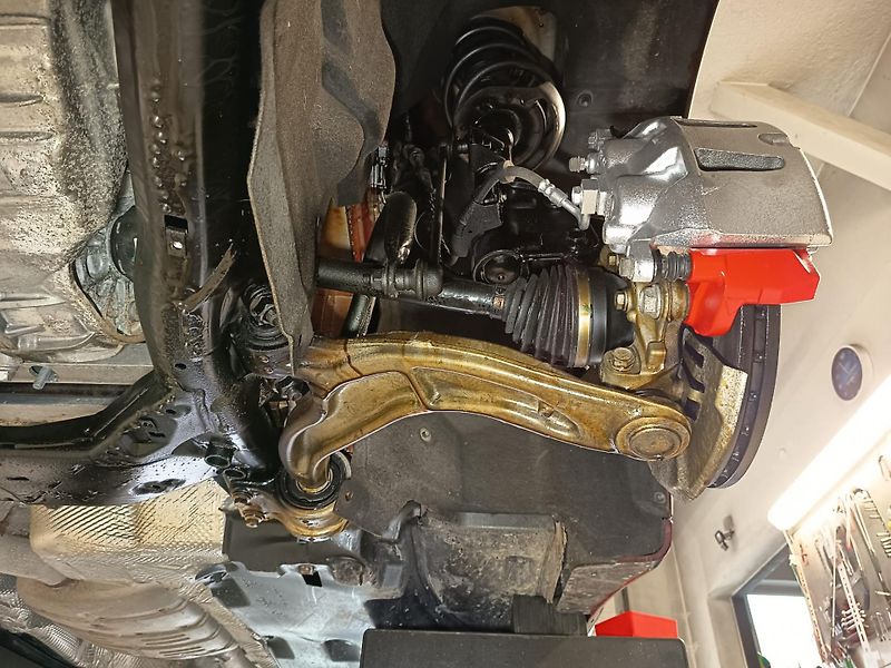 Chrysler Pacifica (2019) 3,6L SPORT, REZERVACE - fotka 40 z 48
