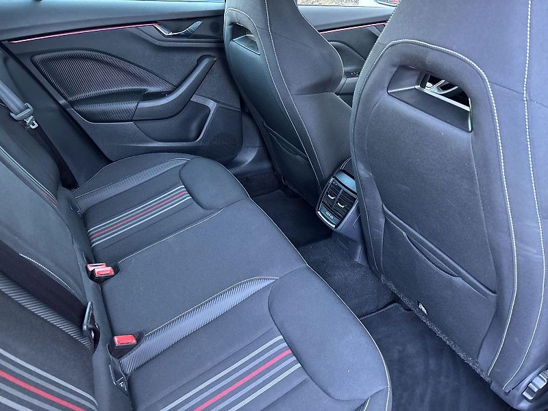 Škoda Kamiq (2024) 1.5 TSI DSG Monte Carlo - fotka 11 z 33