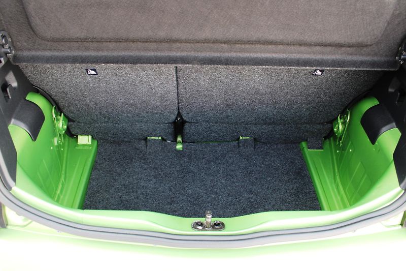 Škoda Citigo (2014) 1.0 MPI KLIMA EL.OKNA ESP 5DV - fotka 16 z 18