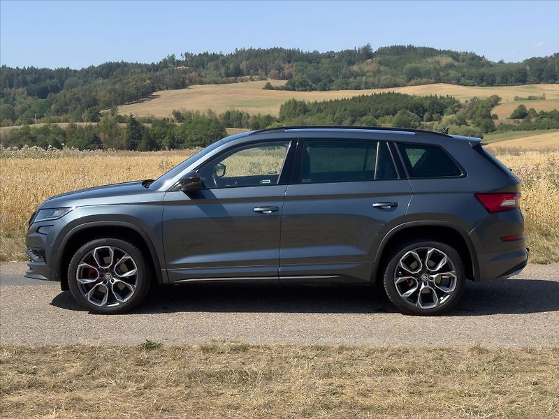 Škoda Kodiaq RS 2,0 TDI 176kW DSG 4x4 CZ DP - fotka 4 z 40