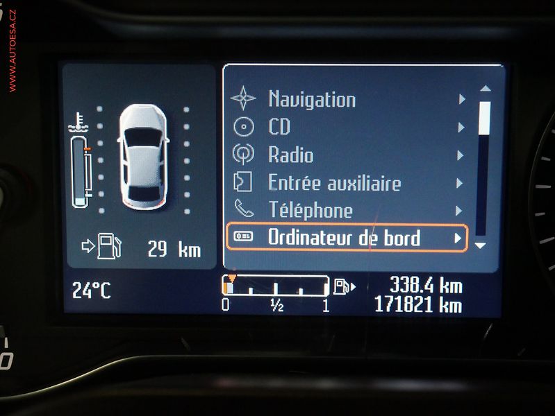 Ford S-MAX (2013) 2.2 TDCi, Titanium S, AT - fotka 17 z 24