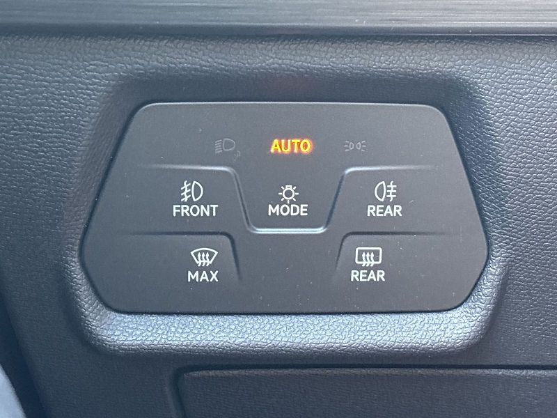Cupra Formentor (2024) 1.5 TSI DSG - fotka 17 z 30