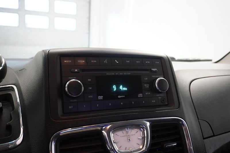 Chrysler Town & Country 3.6i TOWN&COUNTRY  4X4 AUTOMAT - fotka 15 z 36