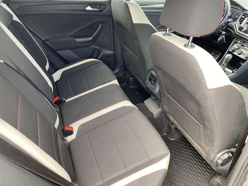 Volkswagen T-Roc (2018) 2.0 TDI 4Motion DSG - fotka 19 z 25