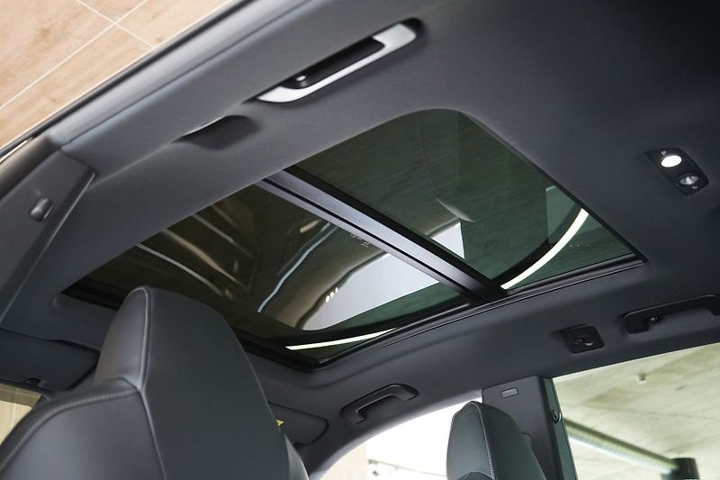 Audi Q8 TDI quattro 210 kW, S line - fotka 27 z 50
