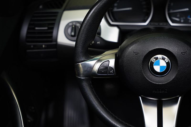 BMW Z4 - fotka 15 z 23