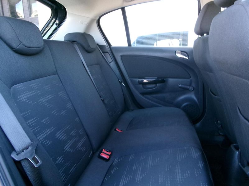 Opel Corsa (2013) 1,2 16V AC BT USB TEMP - fotka 15 z 41