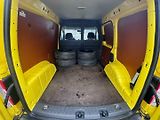 Volkswagen Caddy (2011) 1,6 TDI 55 KW STK TAŽNÉ - náhled 33