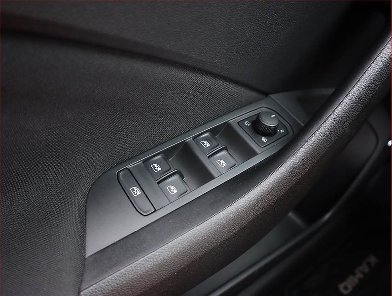 Škoda Kamiq (2020) Style Plus 1.0 TSI, Automat - fotka 18 z 22