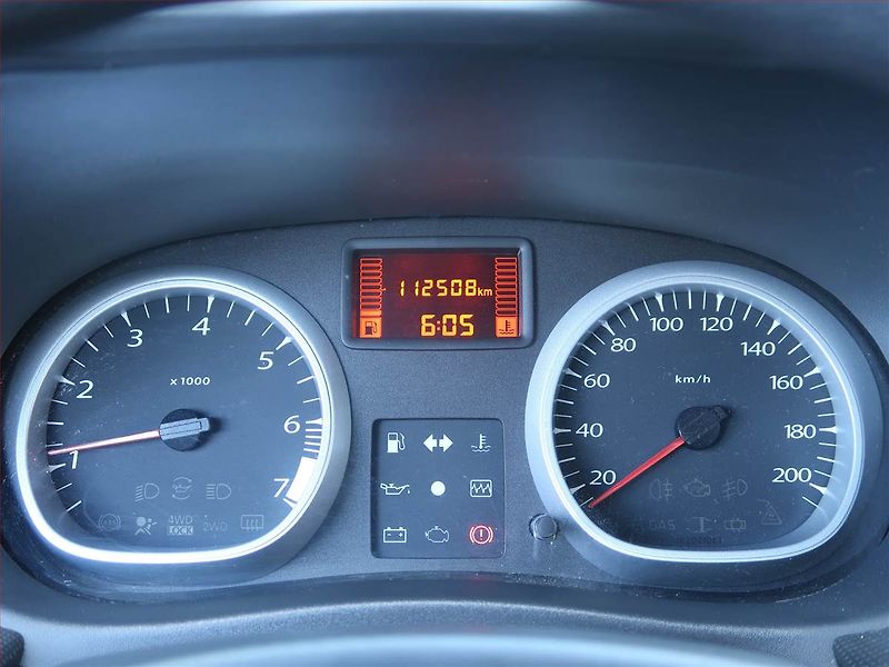 Dacia Duster (2013) 1.6 16V - fotka 11 z 15