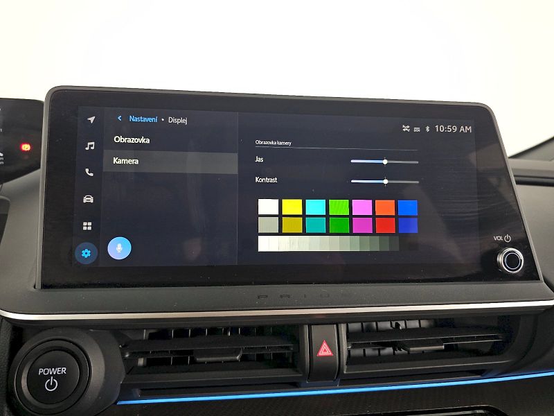 Toyota Prius (2025) 2.0L PHEV 223k Prestige Skyvie - fotka 16 z 33