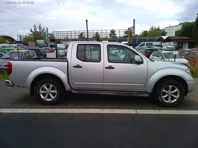 Nissan Navara 2.5 DCi, 126 kW,klima,nová STK - fotka 7 z 20