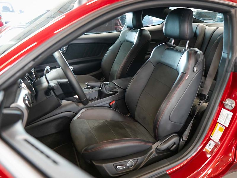 Ford Mustang (2016) 5.0 V8 GT California Special - fotka 13 z 30