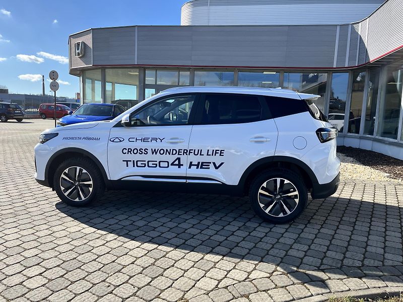 Chery Tiggo 4 HEV (2026) 1,5 HEV UNIQUE DEMO  - fotka 4 z 34