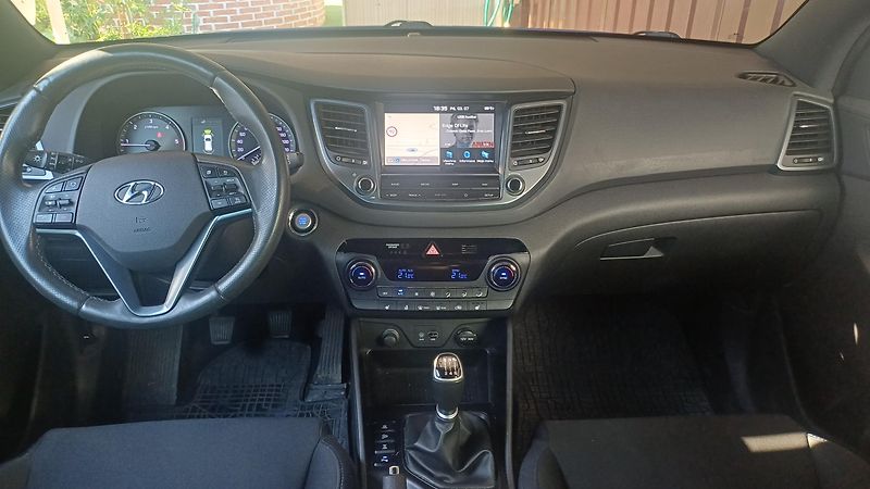 Hyundai Tucson (2018) 2.0 CRDi 100kW, 4x4,Style plus - fotka 7 z 17