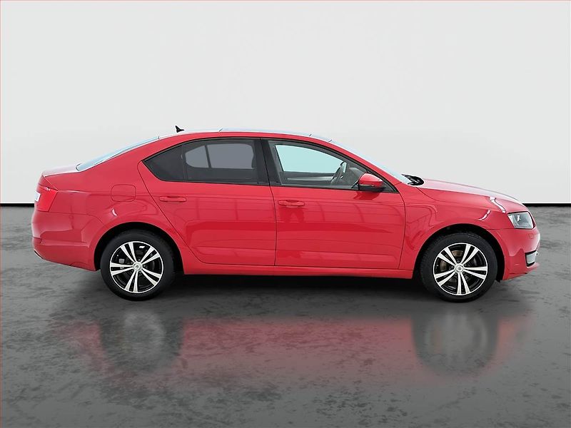Škoda Octavia (2013) Elegance 2.0 TDI, Automat - fotka 6 z 20