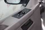 Volkswagen Transporter 2,0 TDI 110KW DSG 5 míst T6.1 - náhled 10