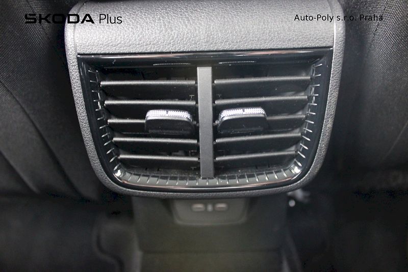 Škoda Fabia (2025) 1.0 TSI 70 kW Top Selection - fotka 25 z 25