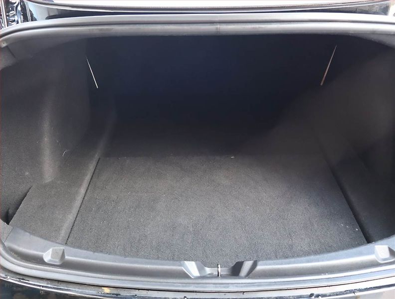 Tesla Model 3 (2019) Performance 78kWh, SoH 80% - fotka 13 z 18