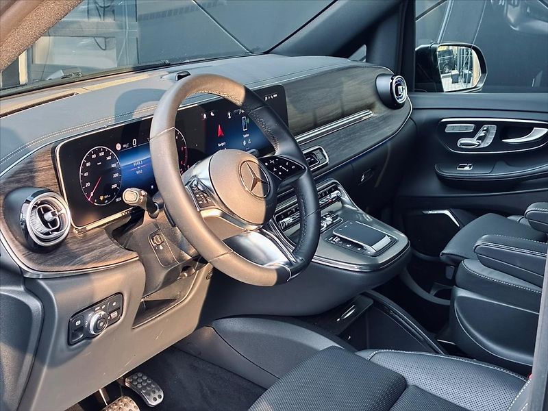 Mercedes-Benz Třídy V 2,0 300 d / Exclusive / L / 4M - fotka 9 z 21
