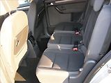 Volkswagen Touran 1,2   77KW REZERVACE - náhled 17