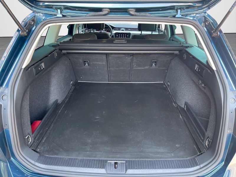 Volkswagen Passat (2023) 2.0TDI 110kW DSG Business - fotka 30 z 34