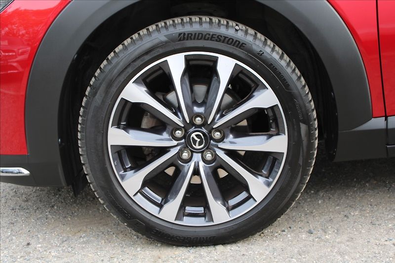 Mazda CX-3 2,0 i  1MAJ,AUTOMAT,REVOLUTION - fotka 31 z 32