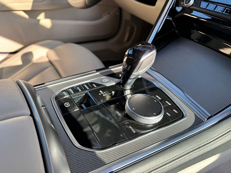 BMW Řada 8 M850i xDrive GranCoupé 08/2025 - fotka 21 z 24