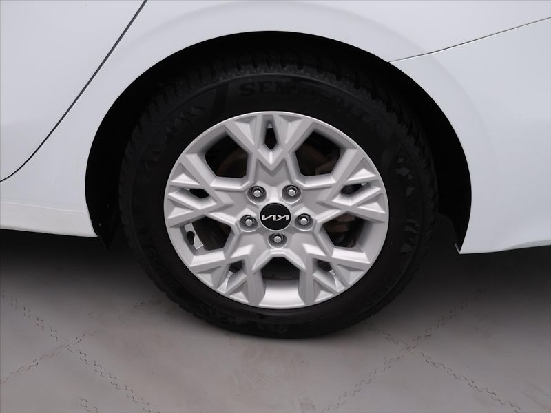 Kia Ceed 1,5 T-GDI 117kW TOP DPH CZ 1.M - fotka 25 z 32