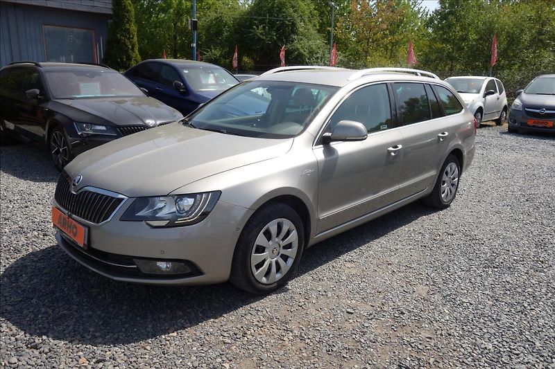 Škoda Superb 2,0 TDi 125KW, ČR, L&K, 4x4. - fotka 2 z 6
