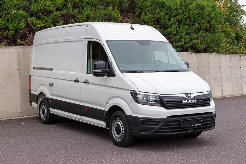Volkswagen Crafter 2.0 TDI 103kW L2H2*CARPLAY*DPH - fotka 3 z 26
