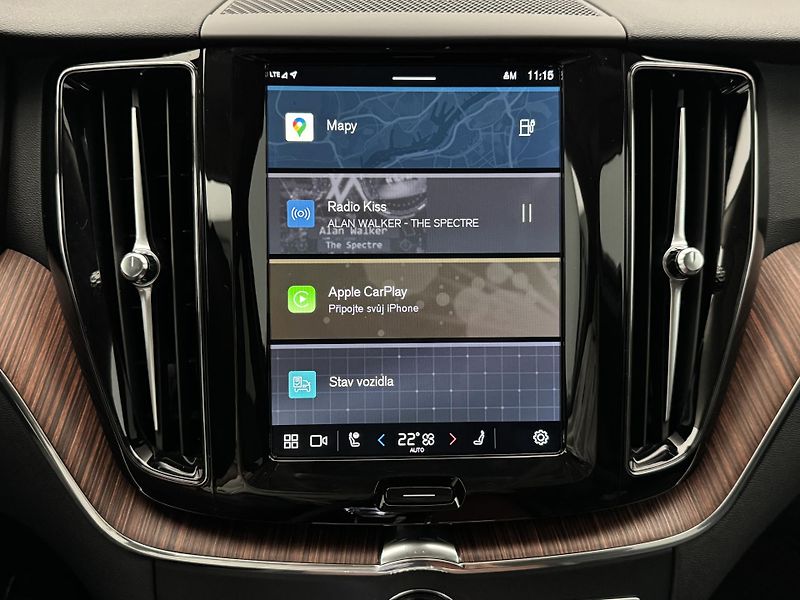 Volvo XC60 T8 AWD RECHARGE BRIGHT PLUS  - fotka 8 z 48